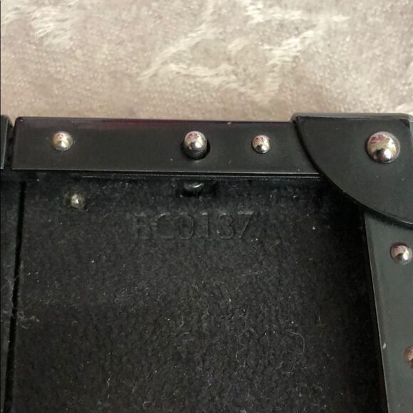 Authentic Louis Vuitton iPhone trunk case - Picture 4 of 5